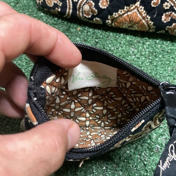 Vera Bradley bag, wallet, and coin pouch (OKPM-09-011) - Picture 3 of 16